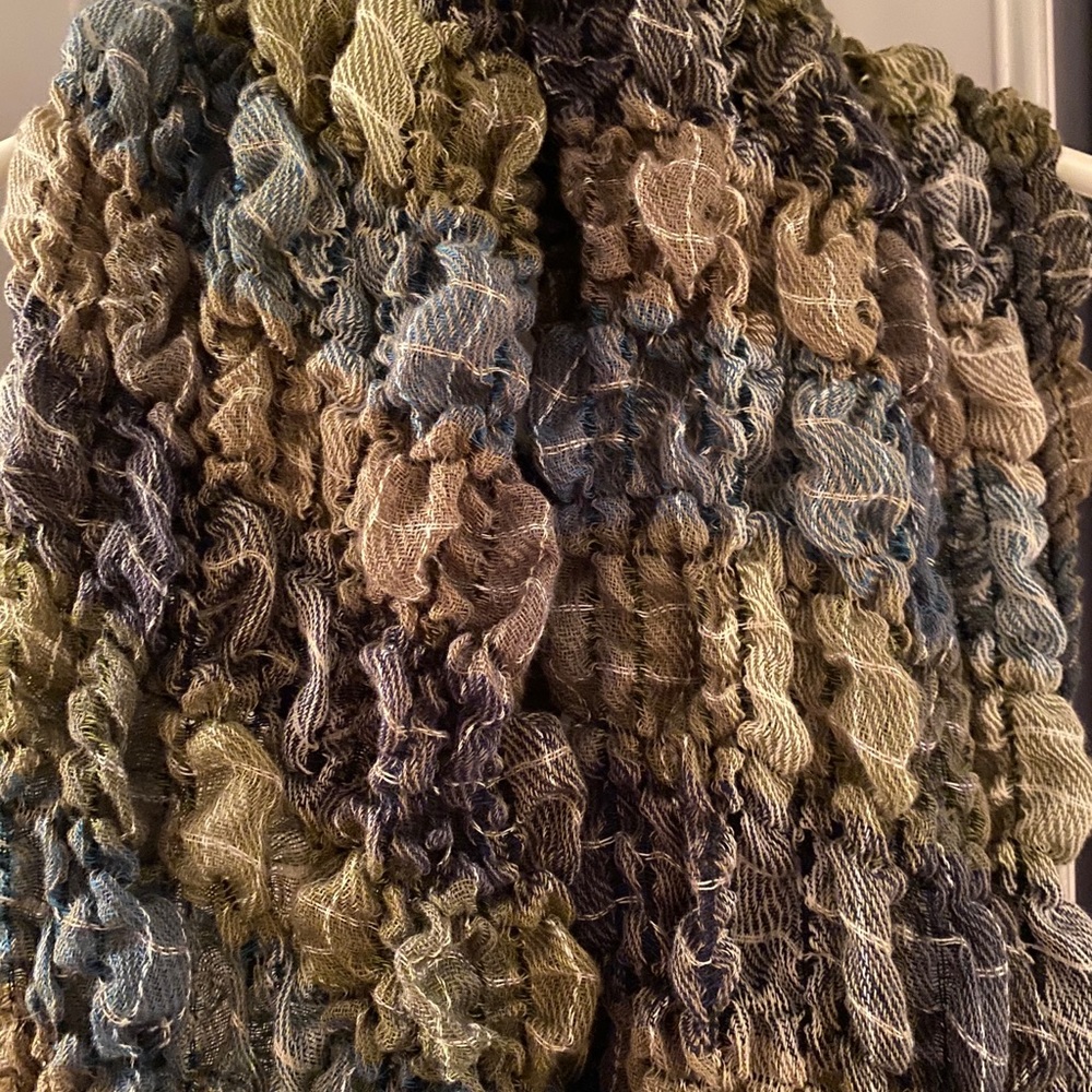 ❄️WINTER CLEARANCE!!❄️ Infinity scarf - Picture 7 of 7